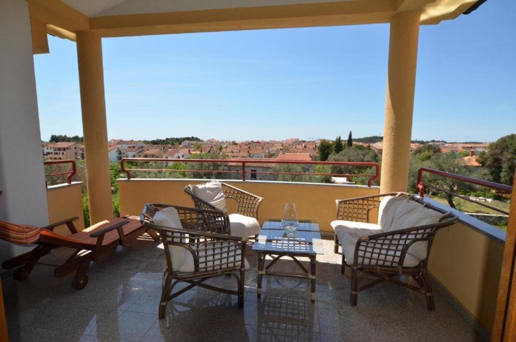 Apartments Ana Wellness S Ровинь Экстерьер фото