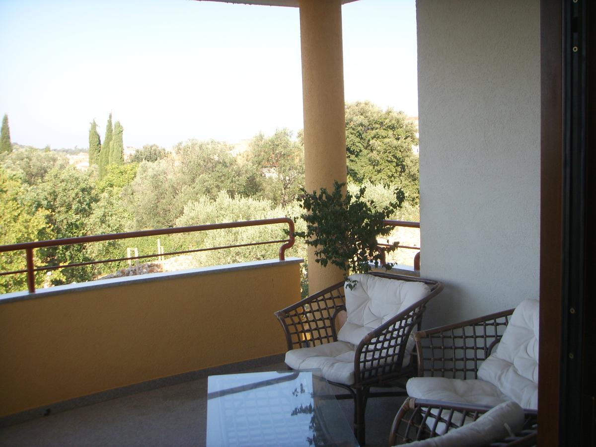 Apartments Ana Wellness S Ровинь Экстерьер фото