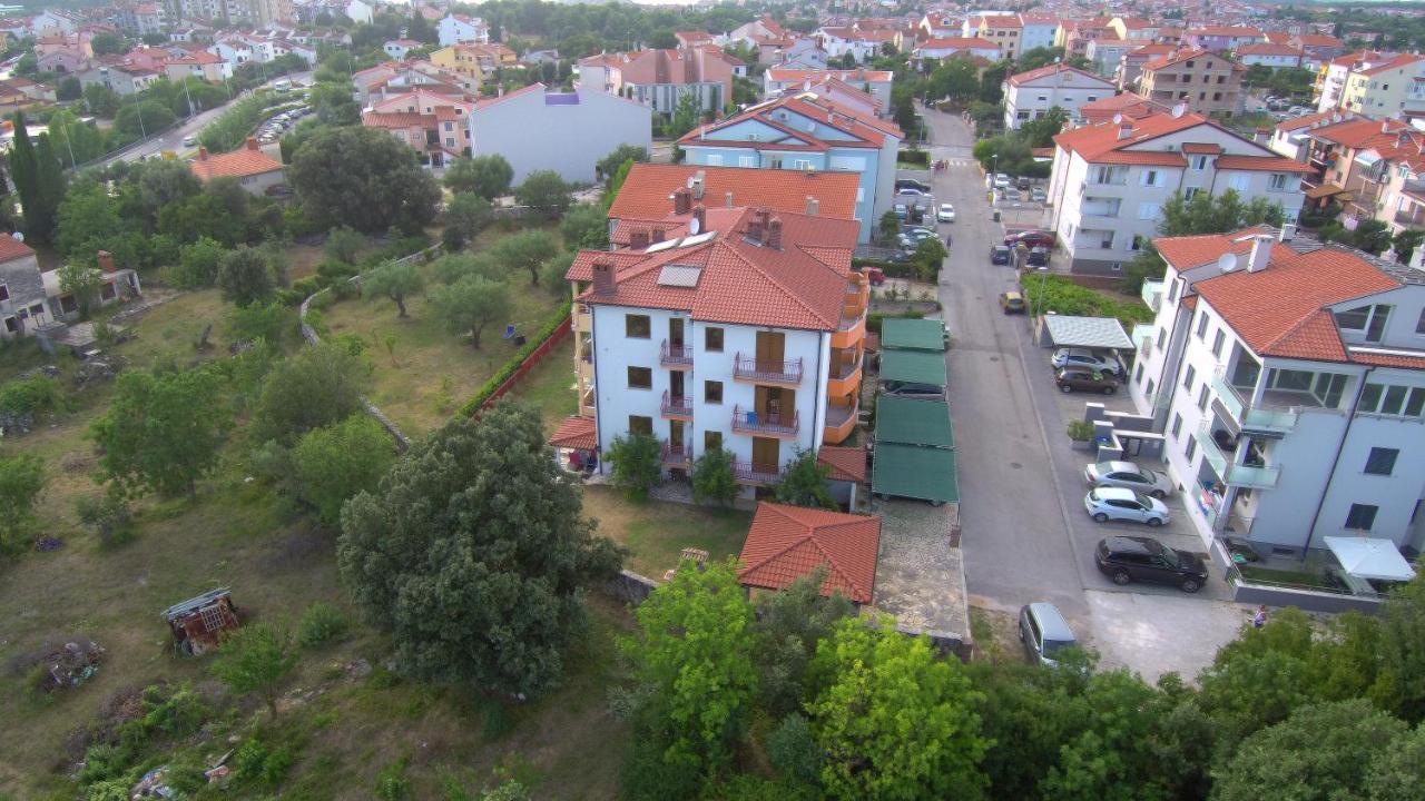 Apartments Ana Wellness S Ровинь Экстерьер фото